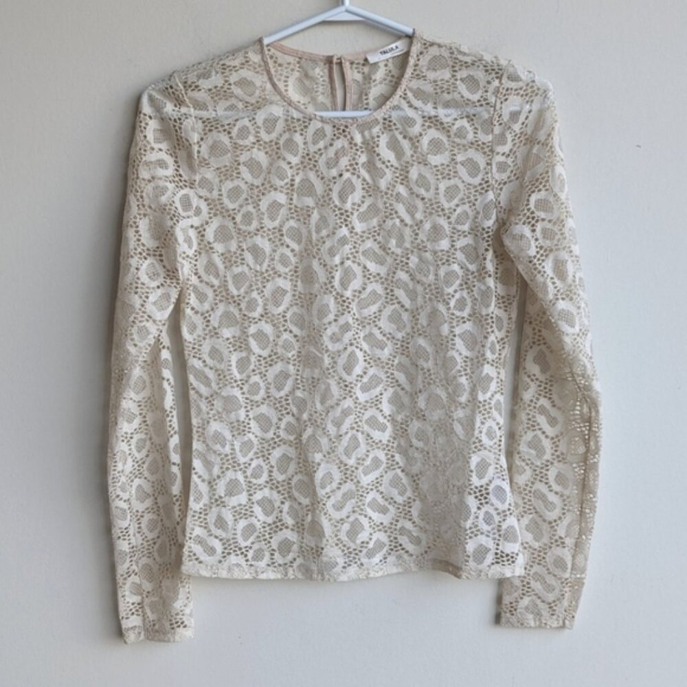 Aritzia Talula lace long sleeve blouse - cream/off white